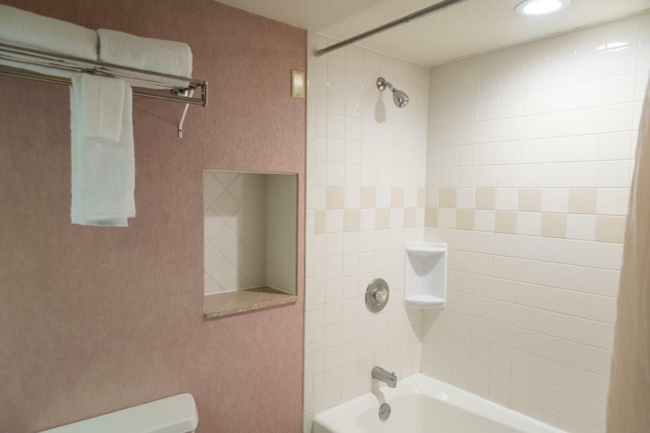The Write Inn Hotel Oak Park Εξωτερικό φωτογραφία